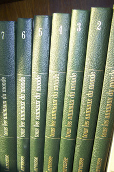 8 LIVRES  "tous les animaux du monde"