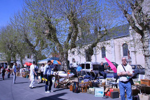 Vide-greniers à Saint-Laurent-Nouan