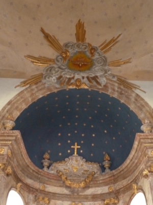La décoration de l'abside date de 1880