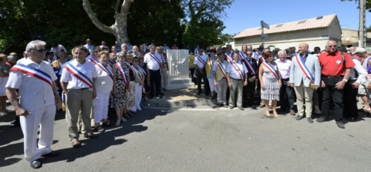 Inauguration du monument dédié aux Saint-Laurent de France.