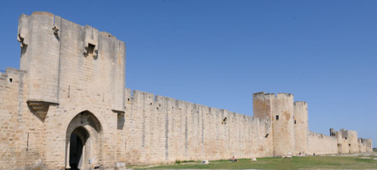 Les remparts d'Aigues-Mortes